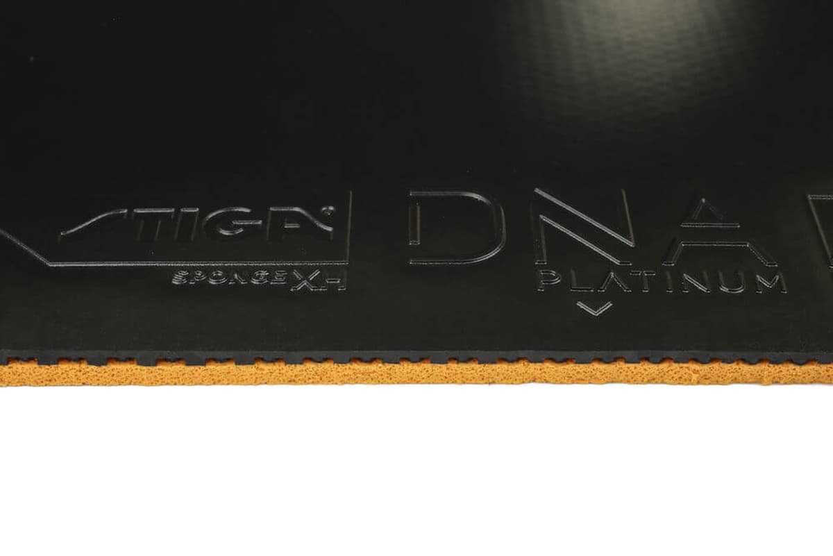 STIGA DNA Future M Table tennis rubber Platinum XH