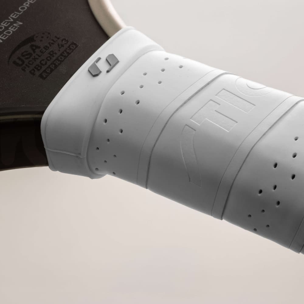 5395_288de52193-stiga-pickleball-paddle-amp-cc-16-elongated-1-grip-handle-full