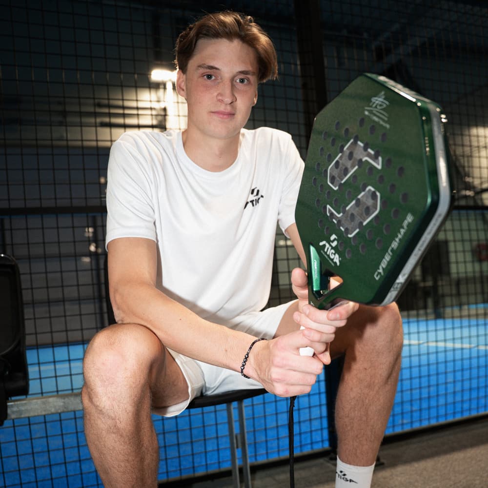 5411_4e4bf6a34c-stiga-padel-adam-axelsson-2-full